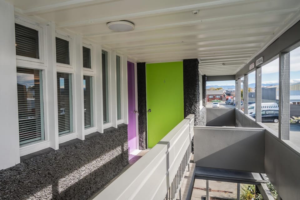 Property building, Balcony/Terrace