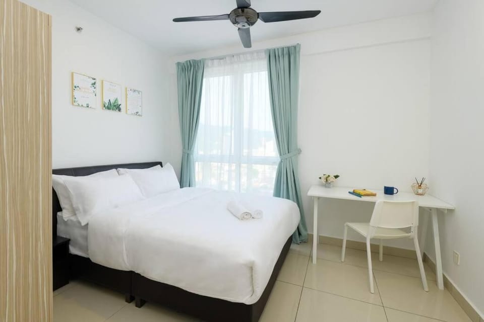 2R2B/Harmony Sunrise/1~8pax/Gurney/Mansion One Apartment in George Town