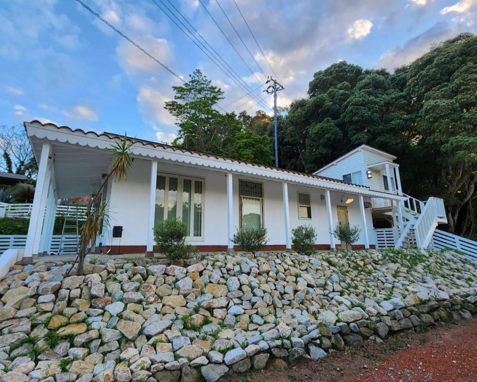 Property building, Day, Garden, Garden view