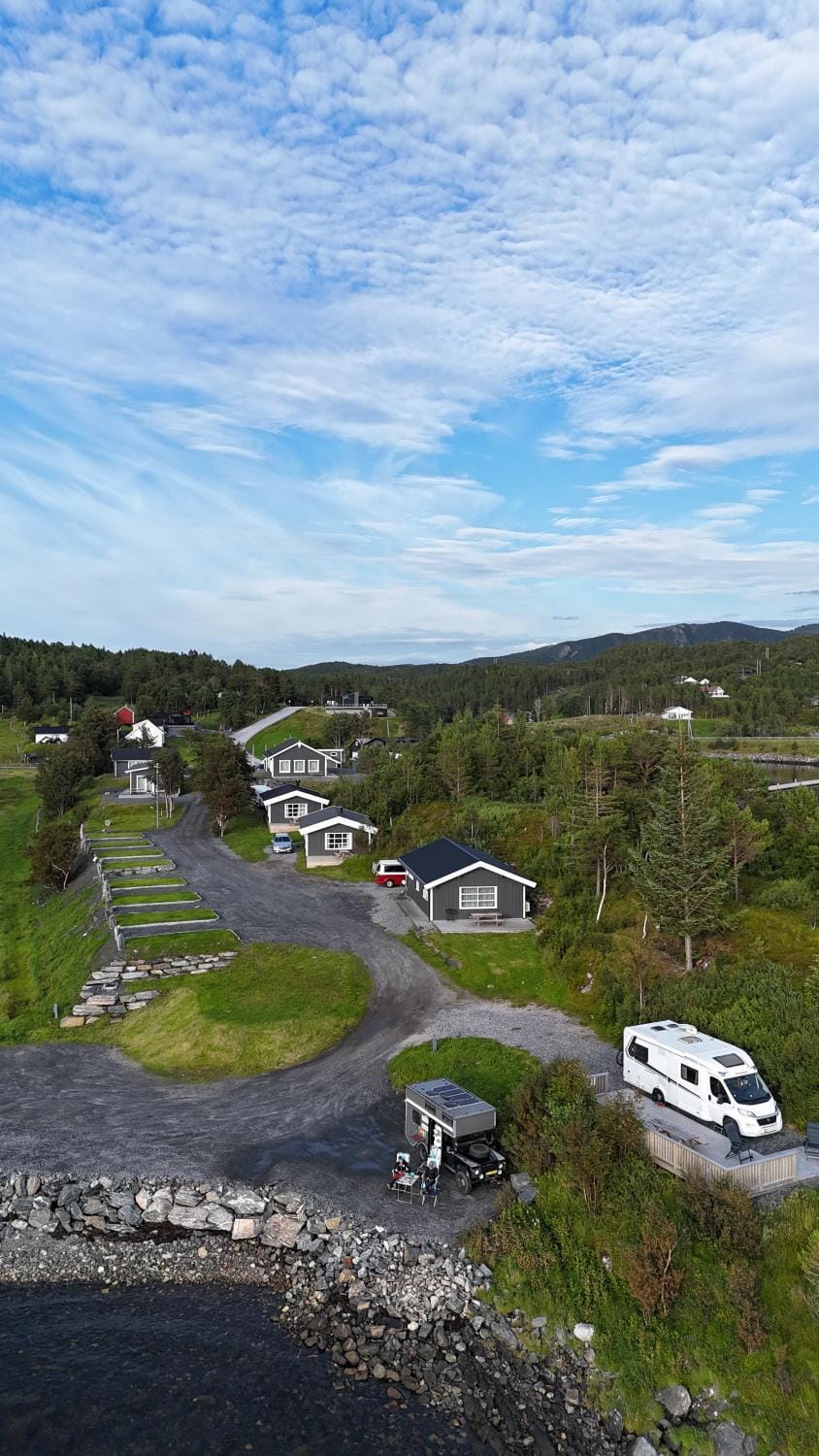 Property building, Bird's eye view, Parking
