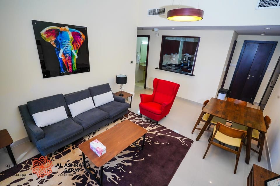 Living room, Dining area