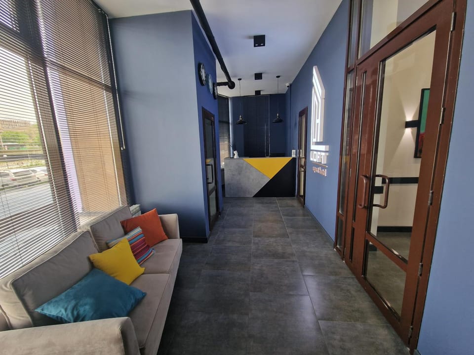 Facade/entrance, Internal: Not applicable to any particular room