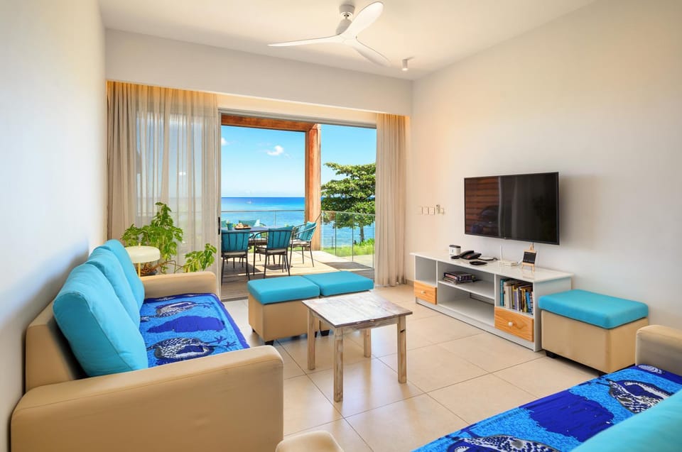 Living room, Sea view