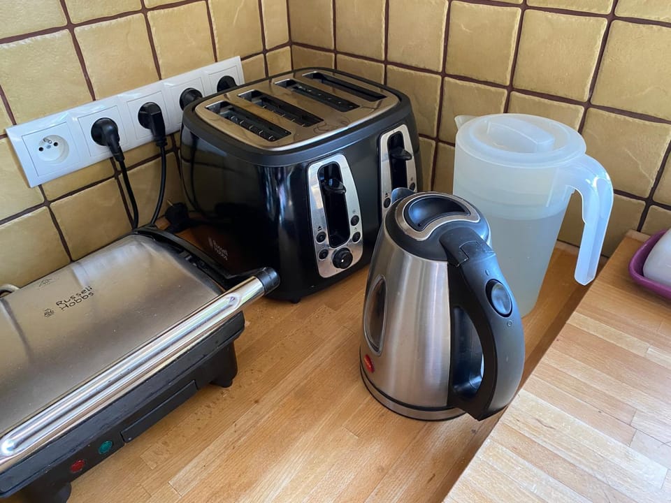 Communal kitchen, toaster, kitchen