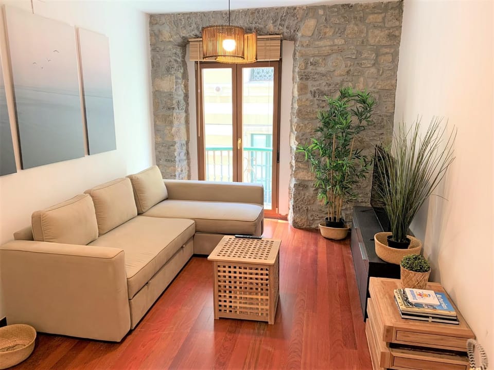 Alola Cimadevilla Apartment in Gijón