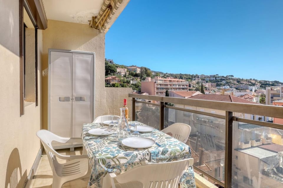 T2 200m from Lavandou beach classified 3 Apartment in Le Lavandou
