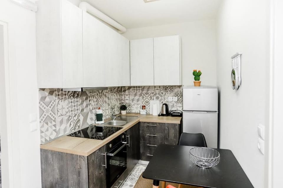 Kitchen or kitchenette, pet friendly