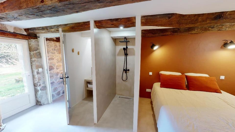 Shower, Bed, Bathroom