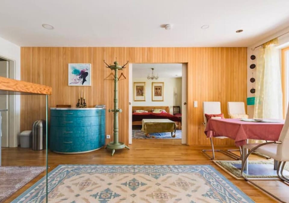 Living room, Dining area