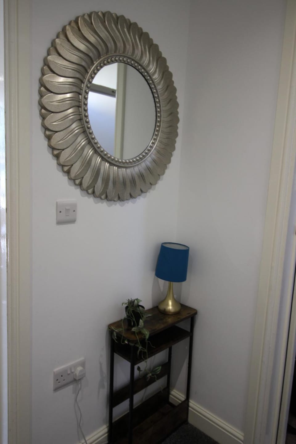 Oliver Wests Beautiful 1 Bedroom Retreat Apartment in Scarborough