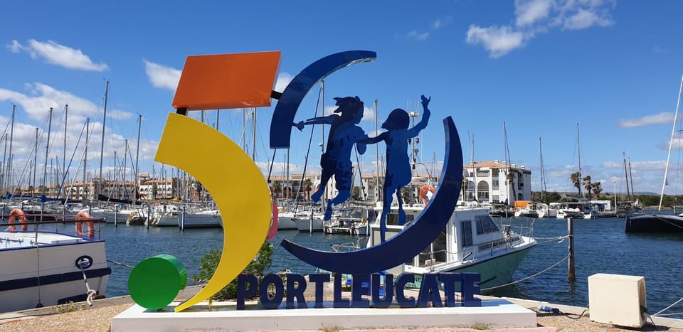 T2, parking, vue sur le port Apartment in Leucate
