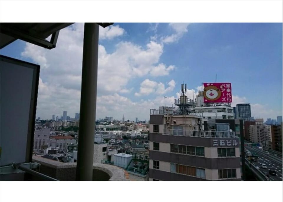 10 minutes direct to Shibuya Crossing! Heart of Tokyo! Mishuku Apartment in Shibuya
