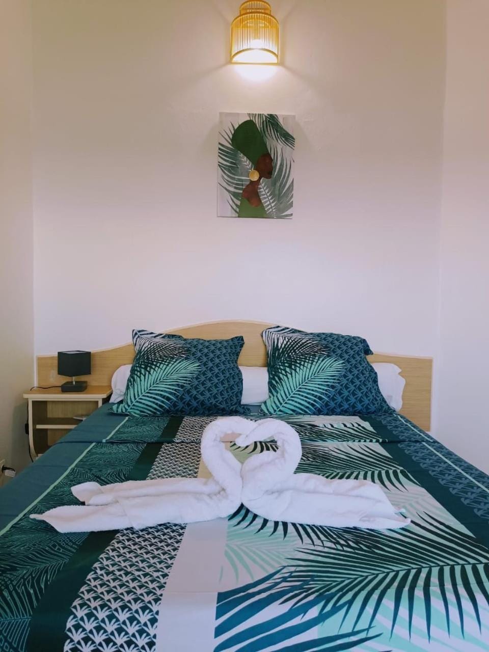 Cibuqueira numéro 7, Centre ville, vue sur mer , plage à pied Apartment in Grande-Terre, Guadeloupe