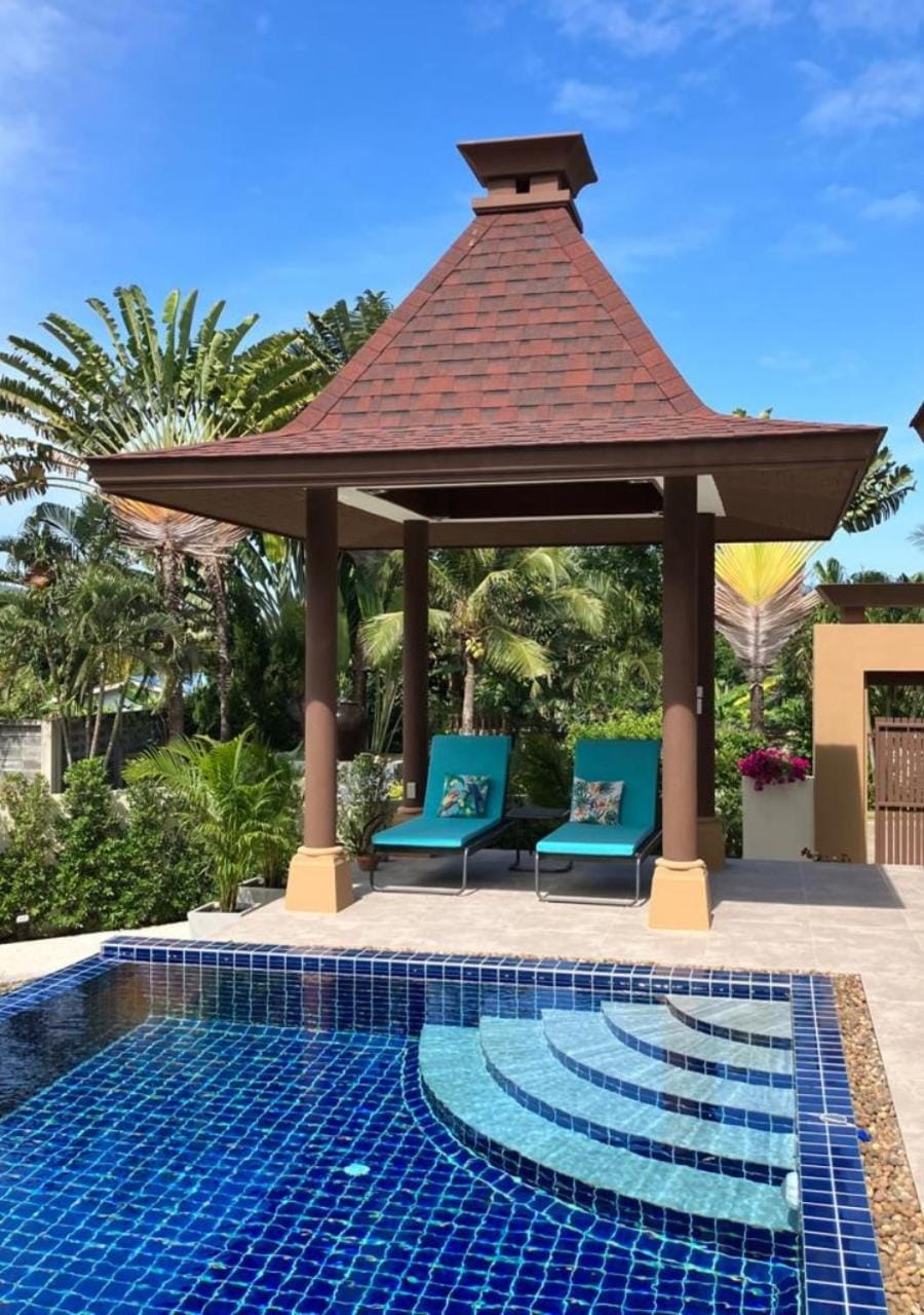 Property building, View (from property/room), Balcony/Terrace, Swimming pool