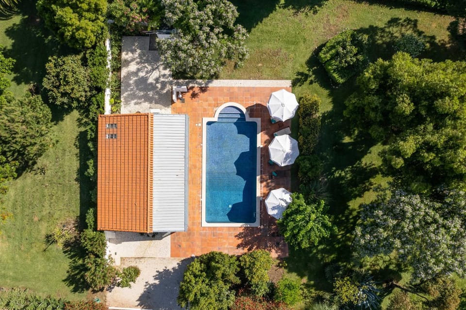 Bird's eye view, Swimming pool