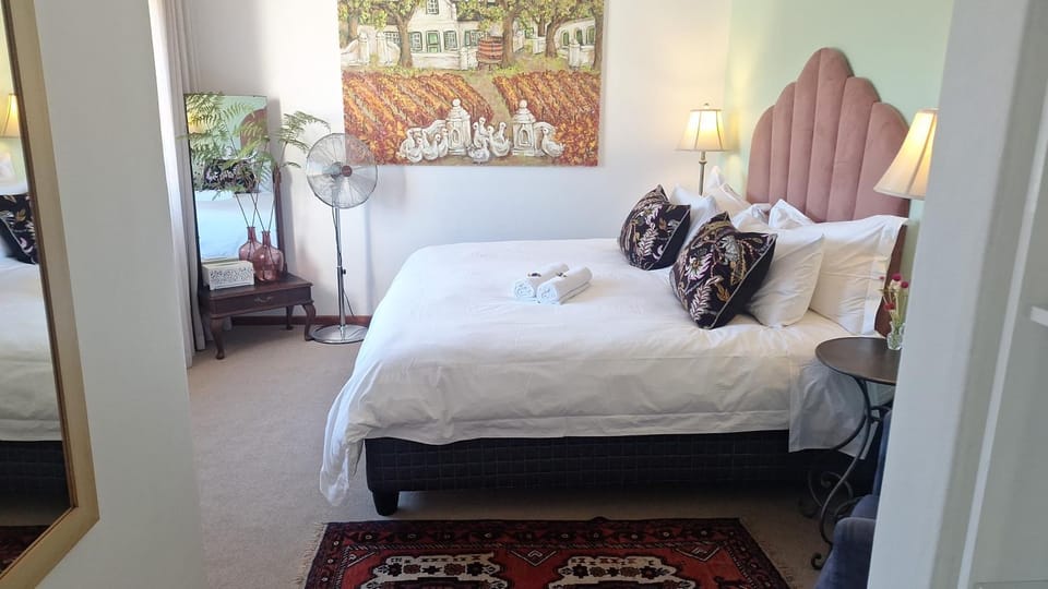 Luxury suite near Church Street Apartment in Stellenbosch