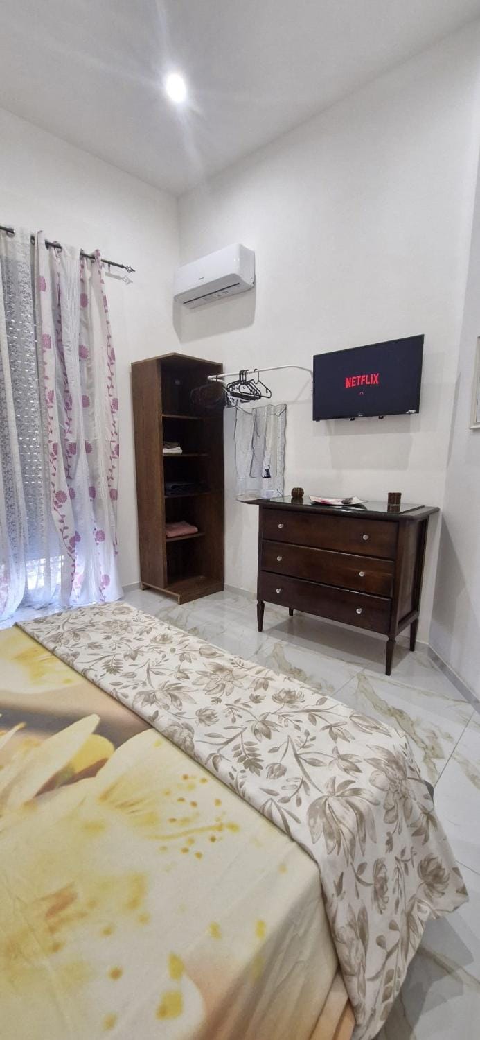 B&B nel centro storico o'vicolo e Napoli Apartment in Naples