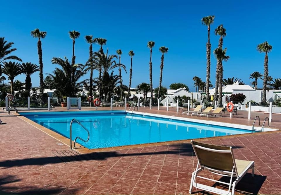 Swimming pool, Public Bath