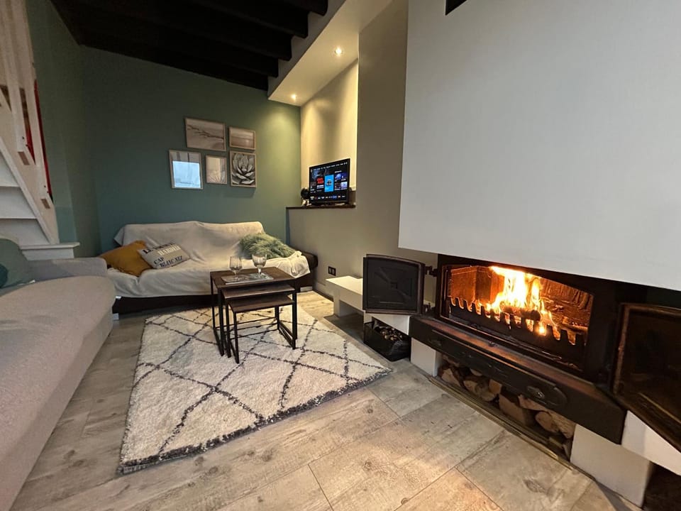 Living room, flat iron