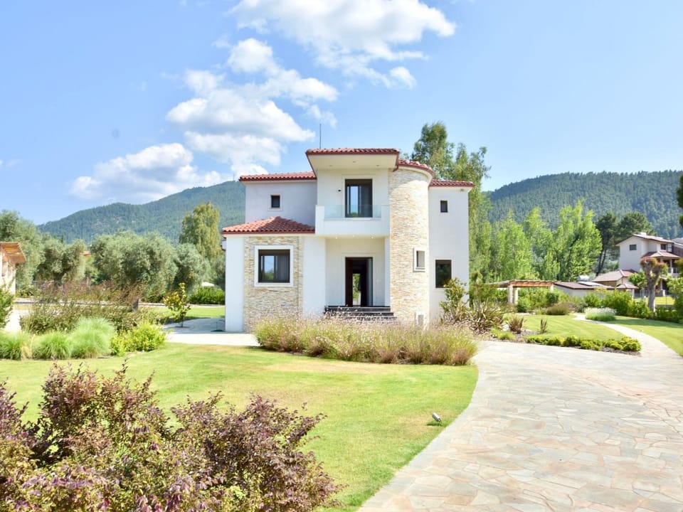 Luxury rental villa for 14 people Villa in Halkidiki