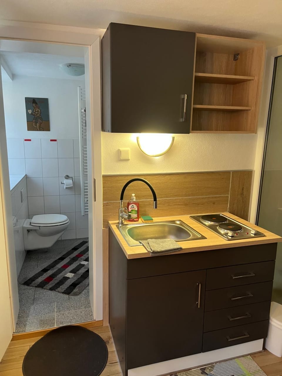 Kitchen or kitchenette