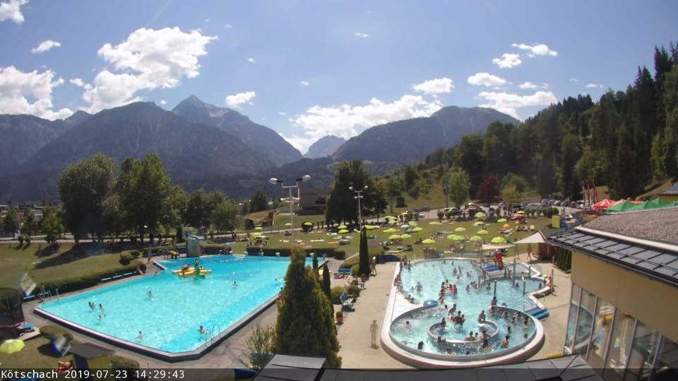 Aqua park, Swimming pool