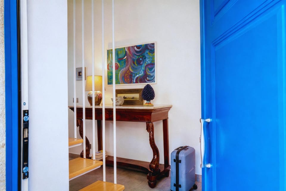 Facade/entrance, furniture