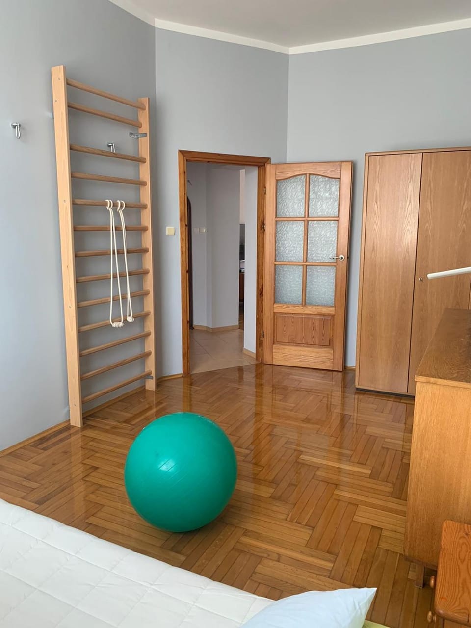 Bedroom, wardrobe