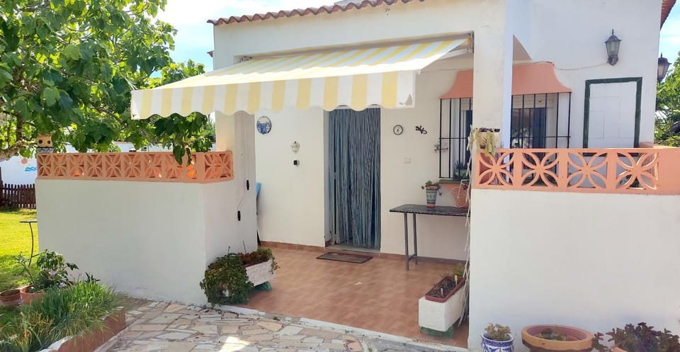 Casa con piscina privada y jardín House in Chiclana de la Frontera