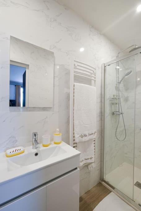 Villa Forestière Studio Le Sophora Apartment in Île-de-France