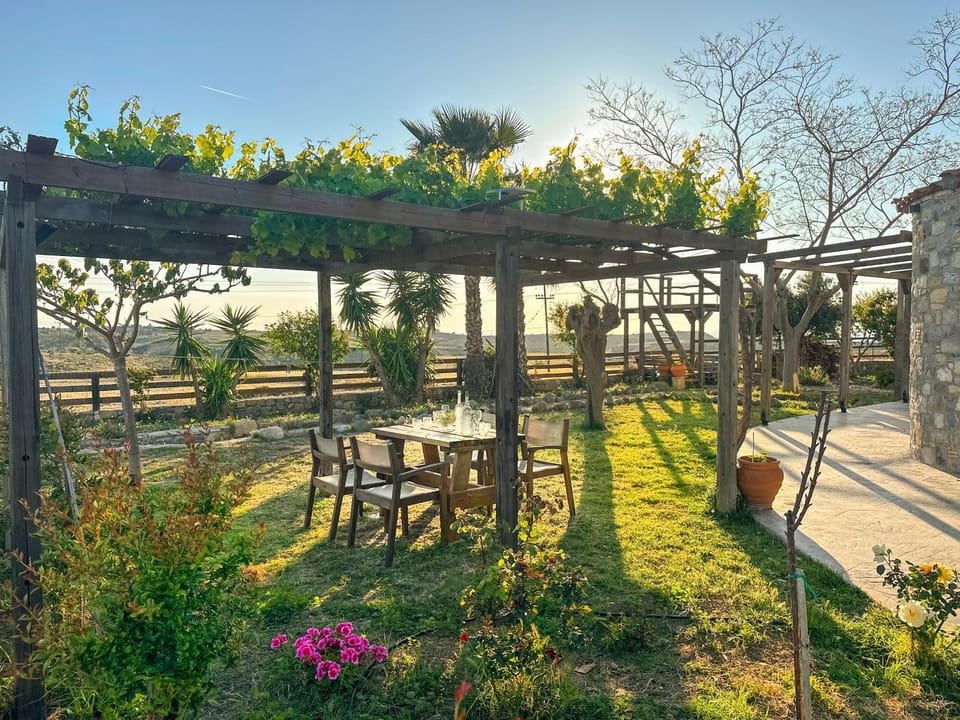 Patio, Spring, Garden, Balcony/Terrace, Dining area, Garden view
