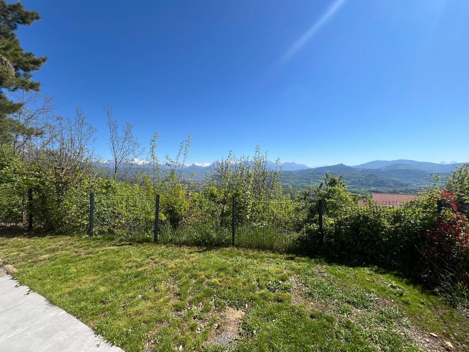Villa Côté Charance Pelleautier House in Provence-Alpes-Côte d'Azur