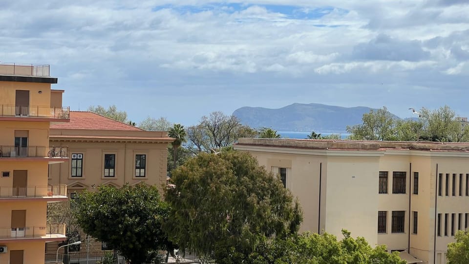 Natural landscape, Mountain view, Sea view