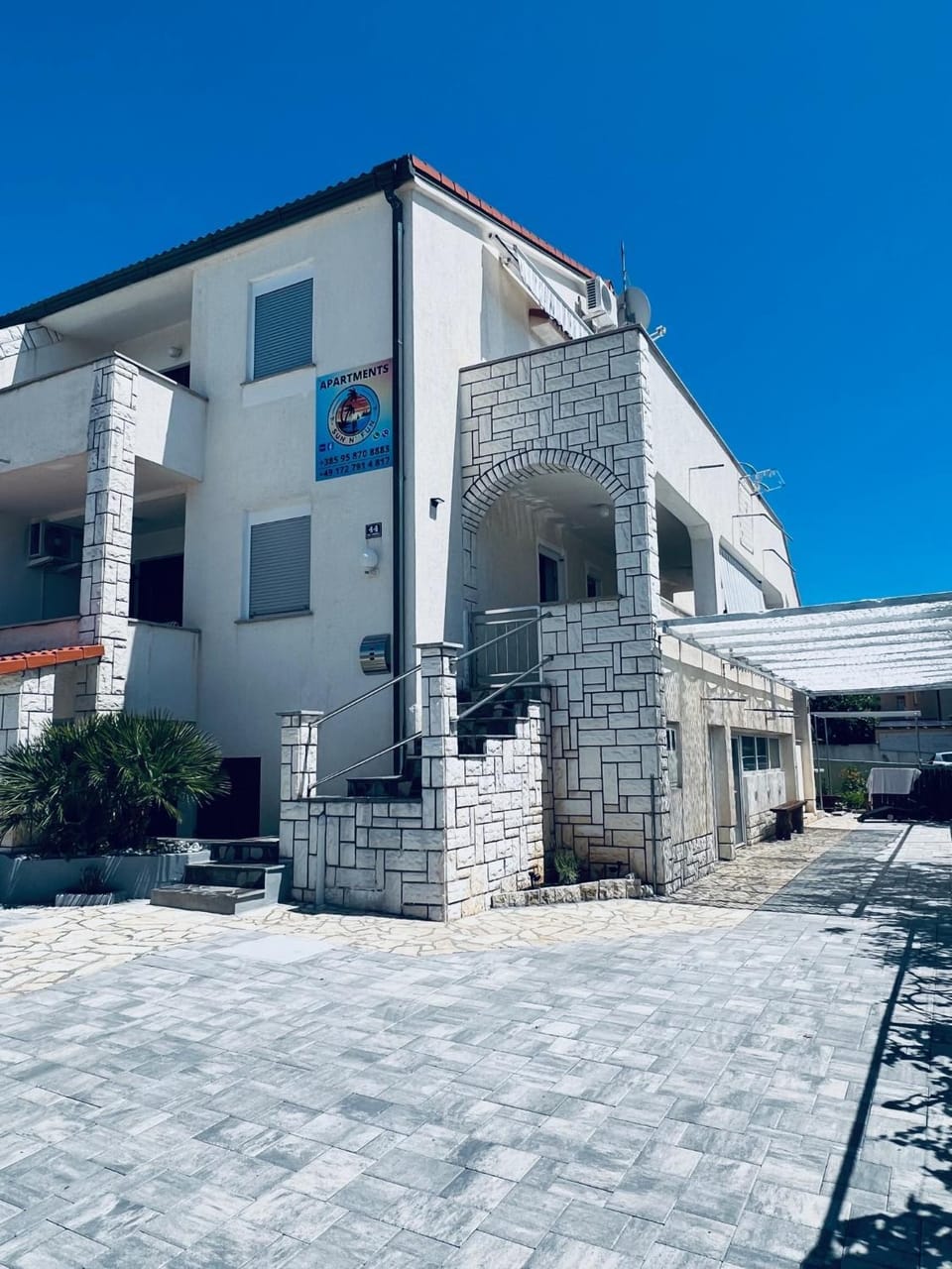 Property building, Parking