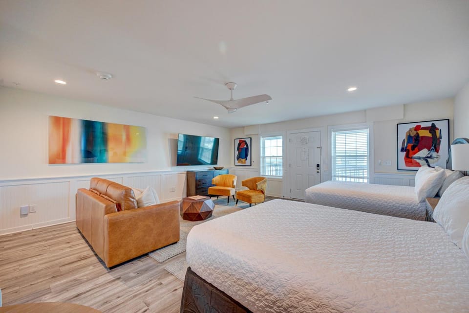 206 Queen Suite, 2nd Floor Low Tide Apartment in Surf City