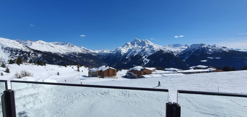 Skiing