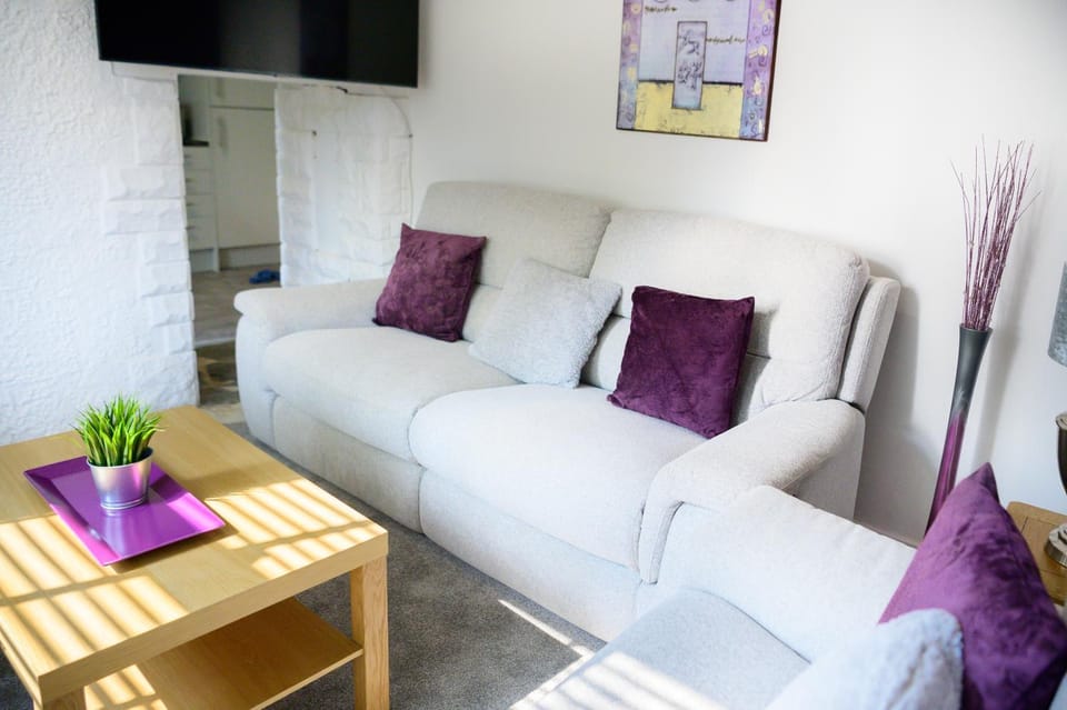TV and multimedia, Seating area