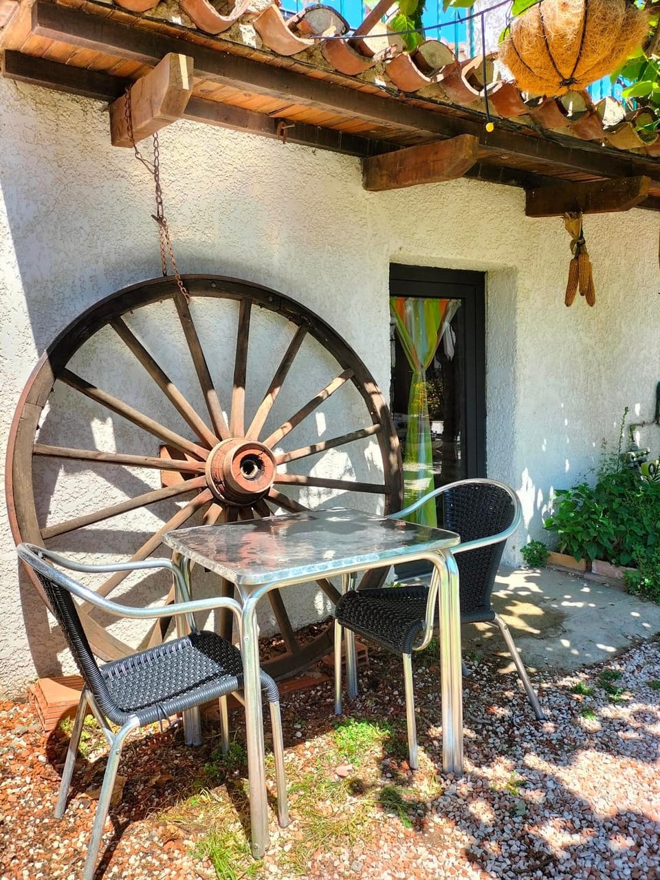 Garden, Seating area
