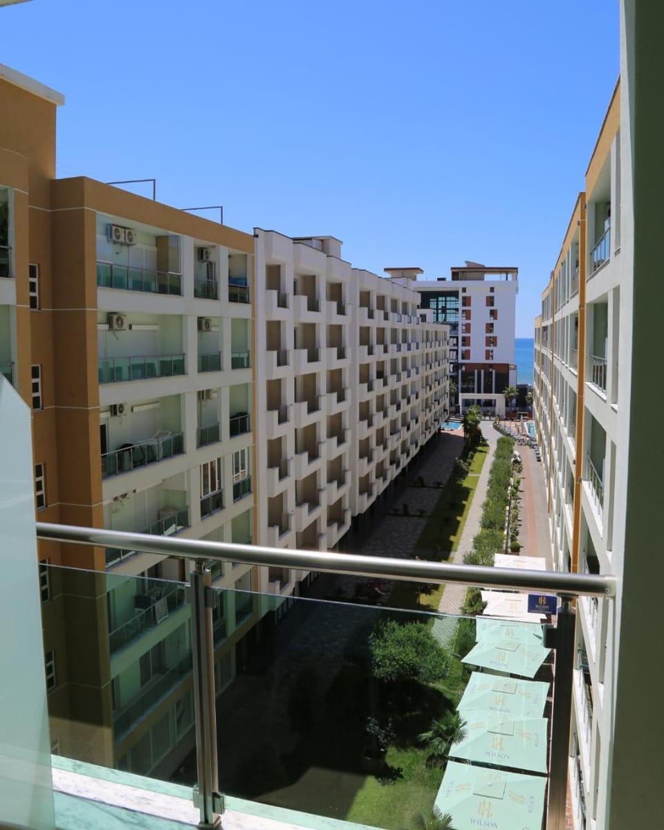 Property building, Day, View (from property/room), Balcony/Terrace