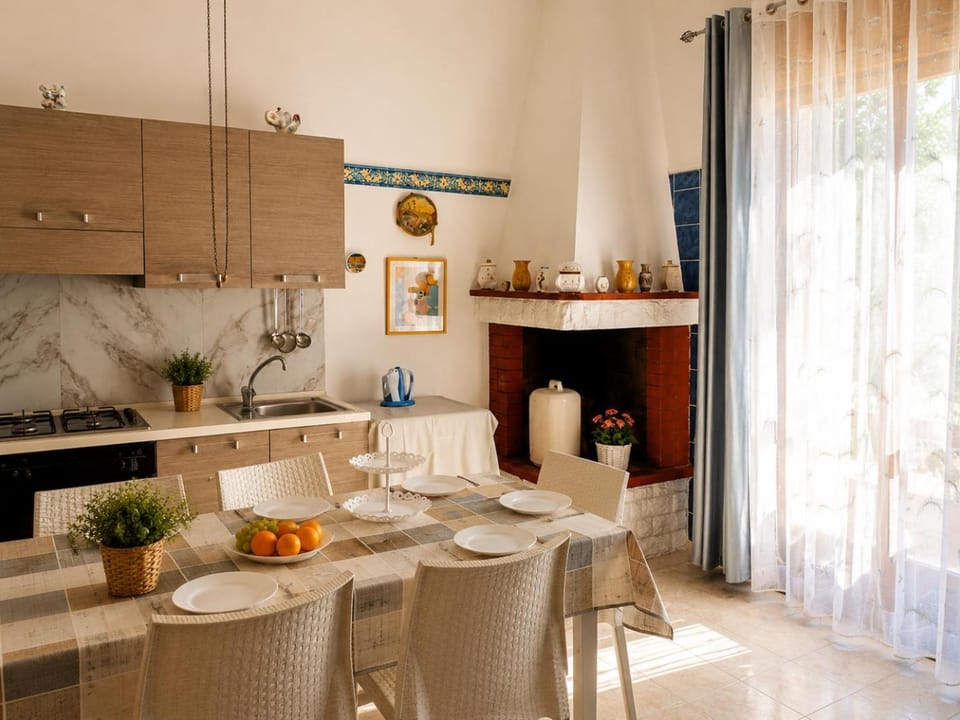 Villa 8 posti tra Porto Selvaggio e Torre Lapillo con ampio giardino Parcheggio Villa in Apulia