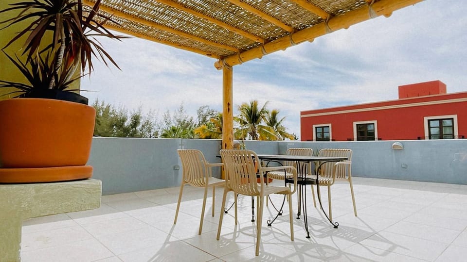 Balcony/Terrace, Balcony/Terrace