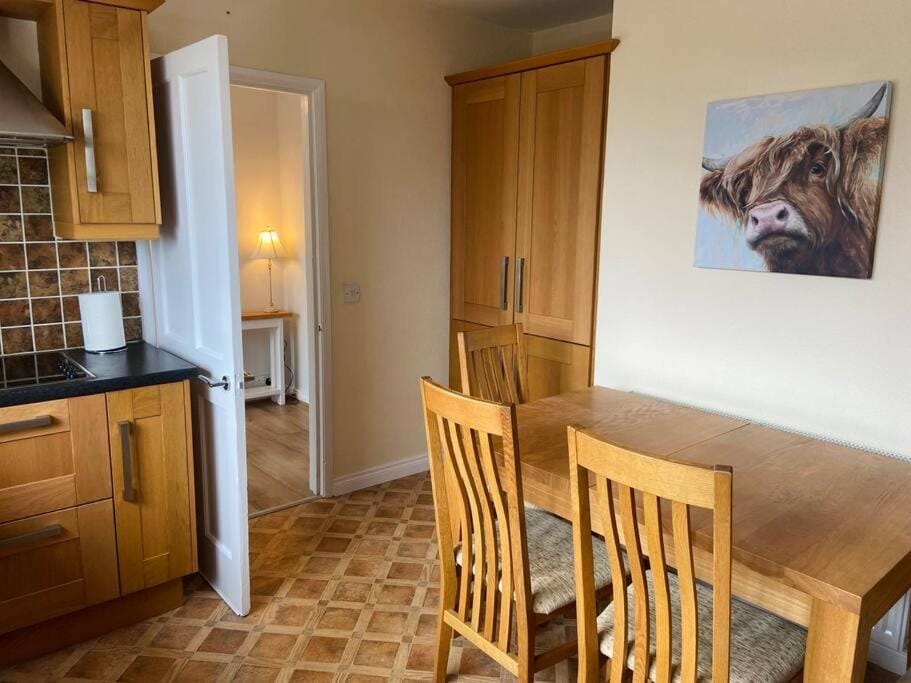 Tullybrannigan Cottage Newcastle House in Northern Ireland