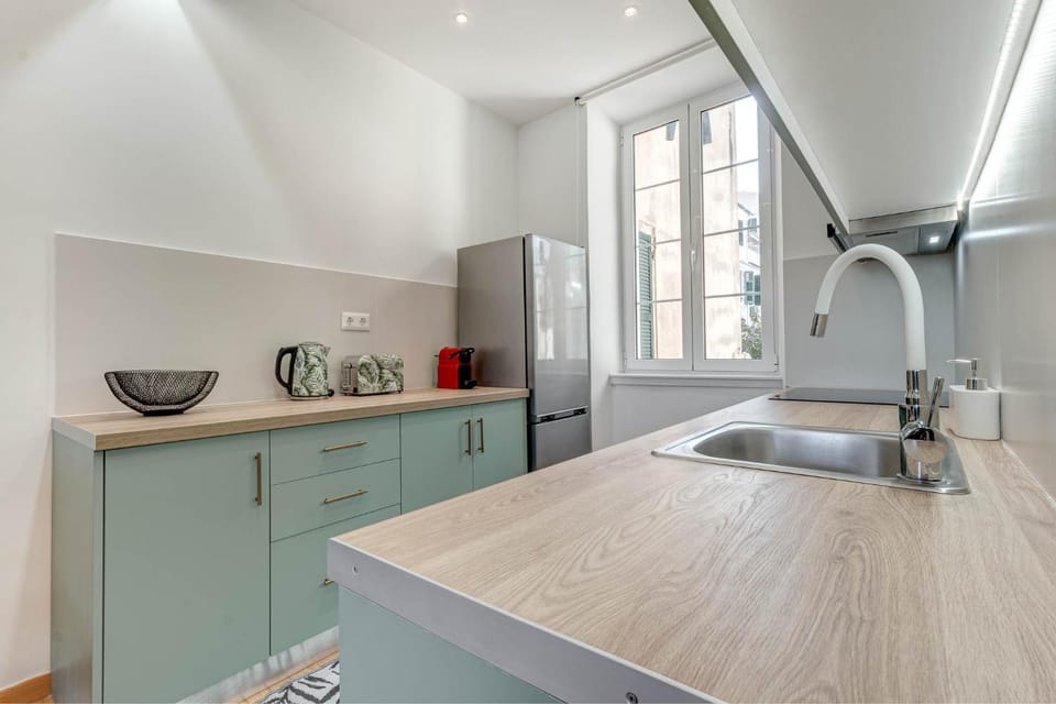 Royal View Suite - Corfu Town Apartment in Corfu