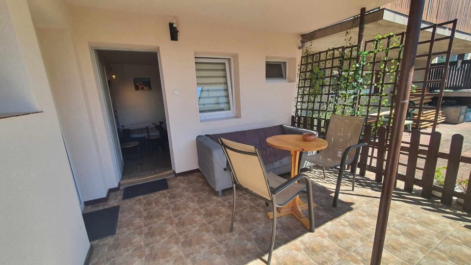 Balcony/Terrace, Seating area