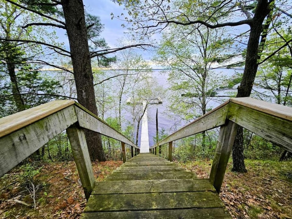 Peaceful Pines House in Petenwell Lake