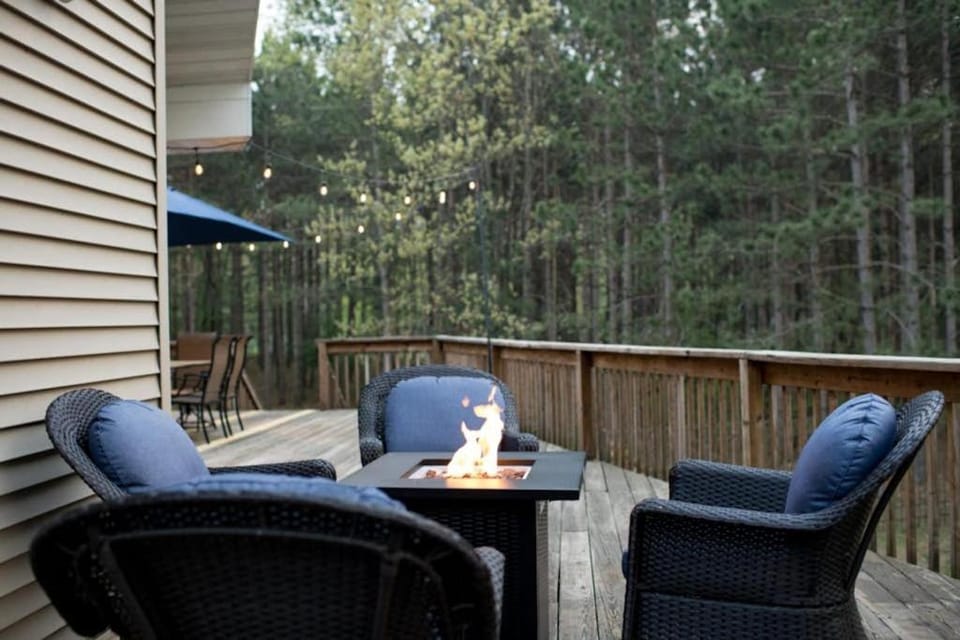 Peaceful Pines House in Petenwell Lake