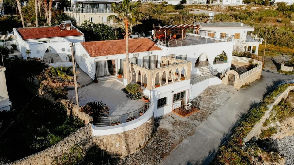 Luxuriant Houses Kyrenia Villa in Cyprus