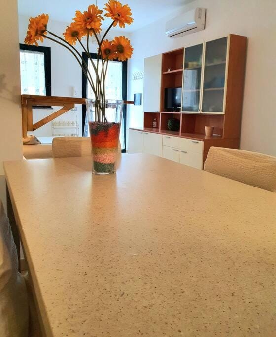 Mikey Appartamento con Terrazza Apartment in Sardinia