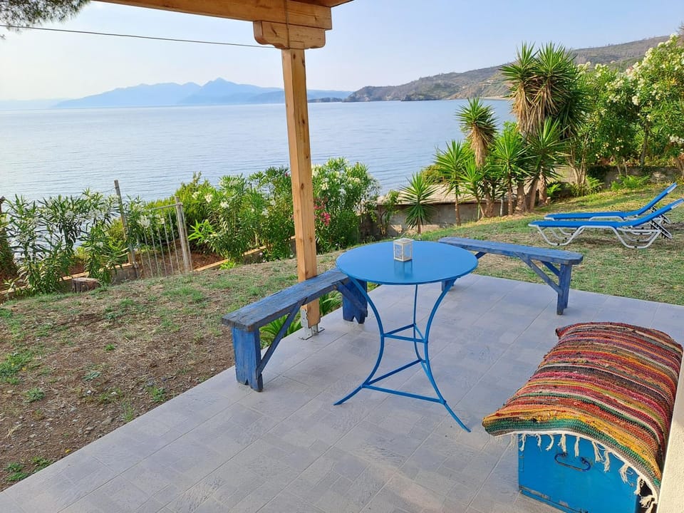 Garden view, Sea view