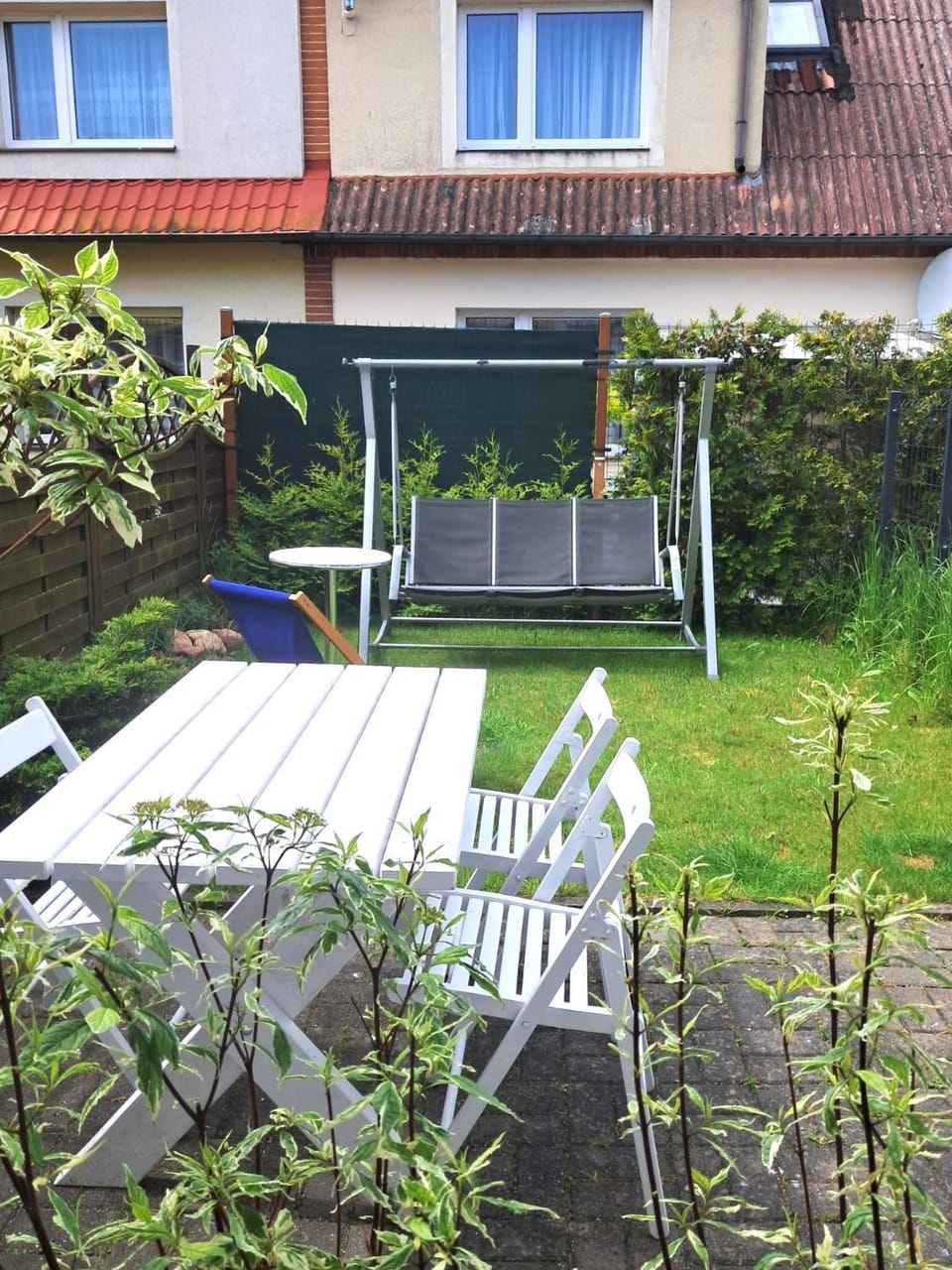 Garden, Seating area, Garden view